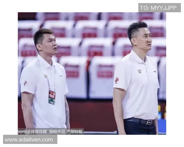 后卫线独一档!广东“暴力双能卫”打成大腿,这但是徐杰的接班人